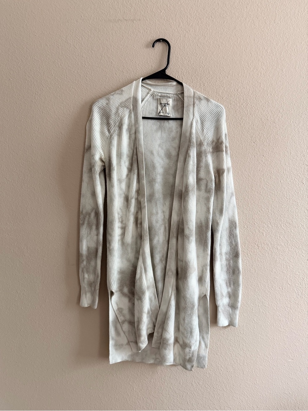 Abercrombie & Fitch Garmet Dyed Open Front Knit Cardigan
